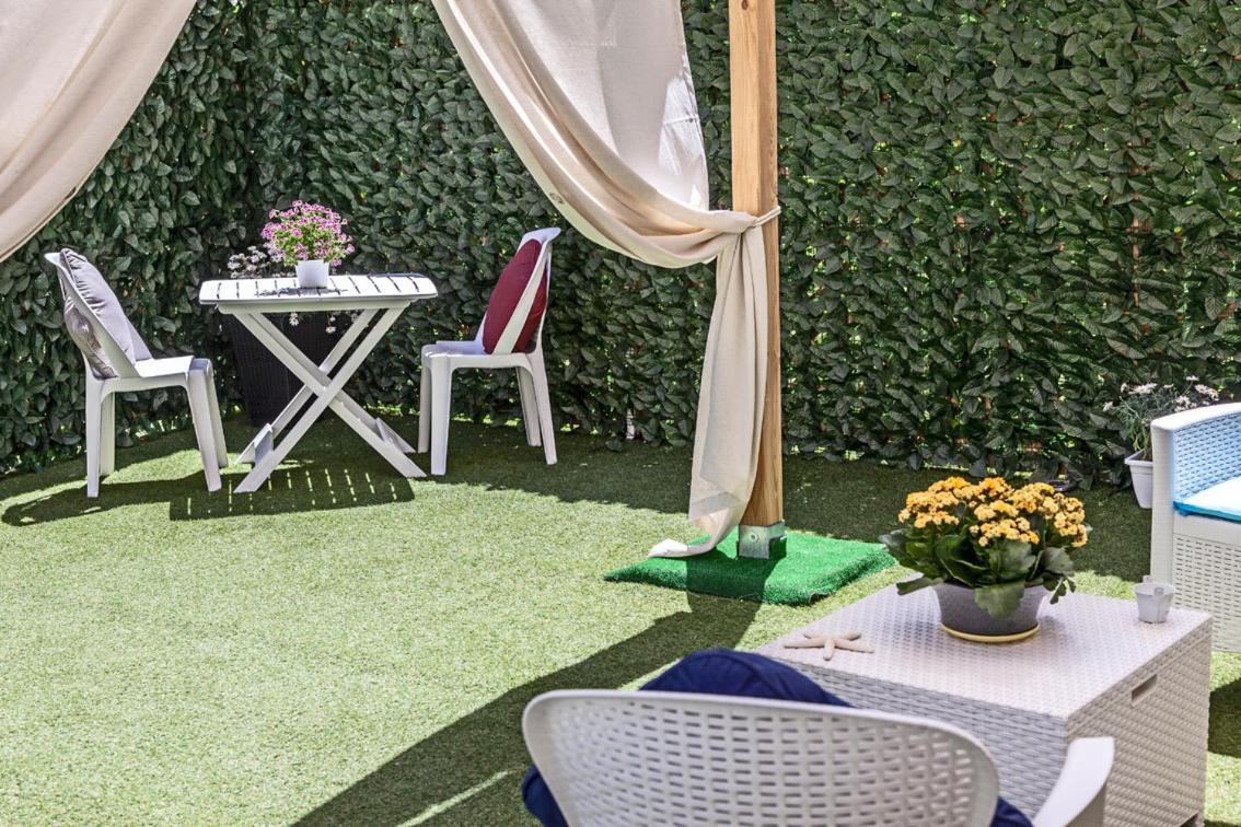 Villa Garden Sant'Avendrace Cagliari Exterior foto